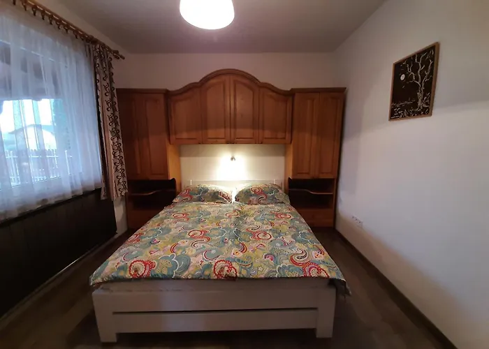 42 Feroehelyes * Balatonlelle